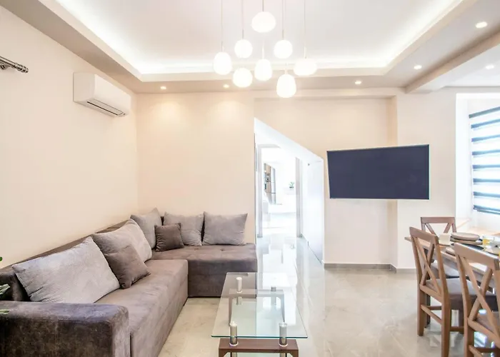 Sokrates And Oresti * Kalamákion